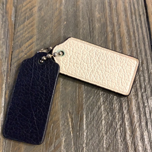 Coach dog tags keychain - Picture 2 of 2